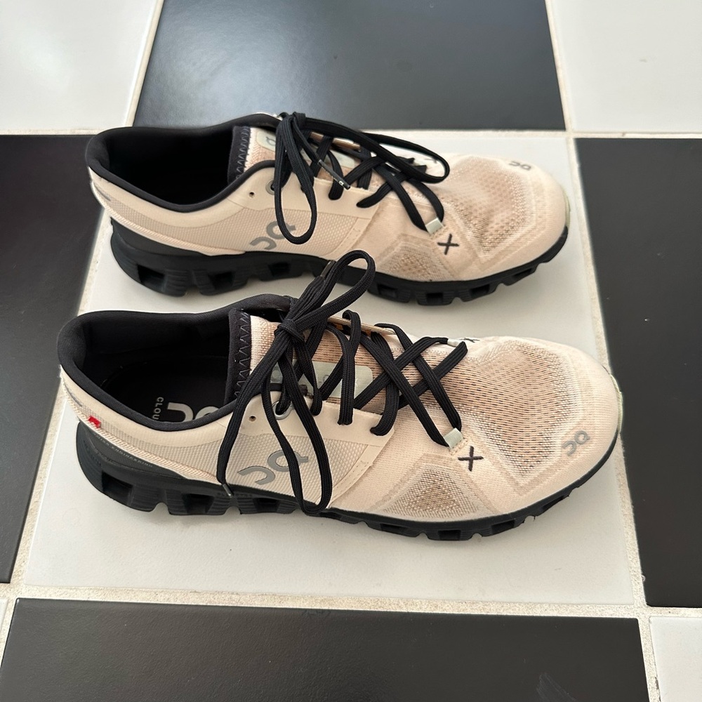 On Running Women's Beige and Black Athletic Shoes